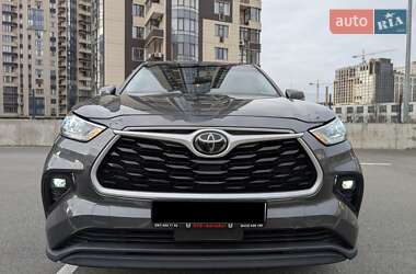 Позашляховик / Кросовер Toyota Highlander 2020 в Києві