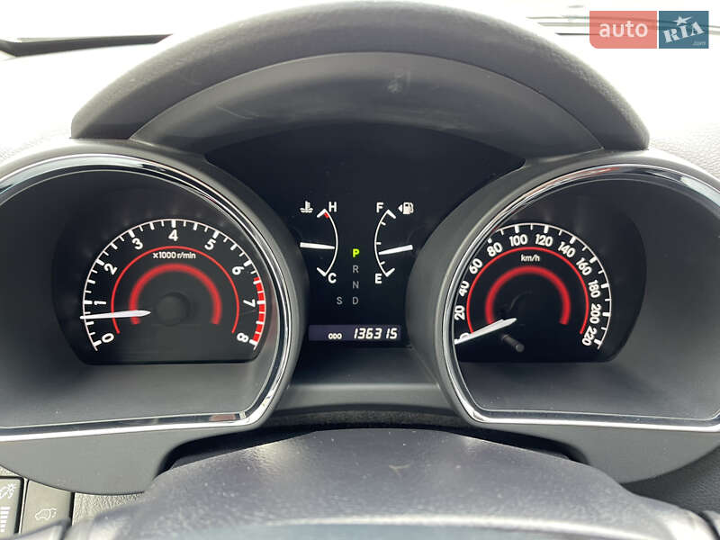 Внедорожник / Кроссовер Toyota Highlander 2012 в Черновцах