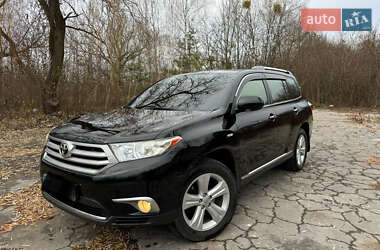 Позашляховик / Кросовер Toyota Highlander 2013 в Кременці