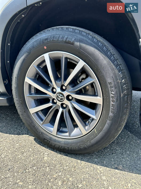 Внедорожник / Кроссовер Toyota Highlander 2019 в Одессе