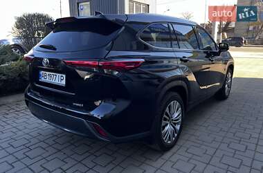 Внедорожник / Кроссовер Toyota Highlander 2022 в Виннице