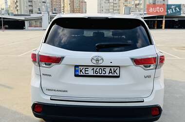 Позашляховик / Кросовер Toyota Highlander 2014 в Києві