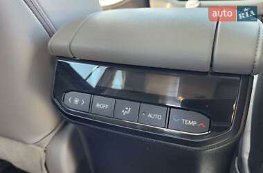 Внедорожник / Кроссовер Toyota Highlander 2022 в 