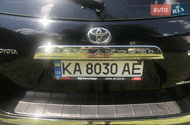 Внедорожник / Кроссовер Toyota Highlander 2013 в 