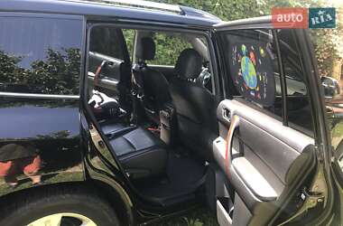Внедорожник / Кроссовер Toyota Highlander 2013 в 