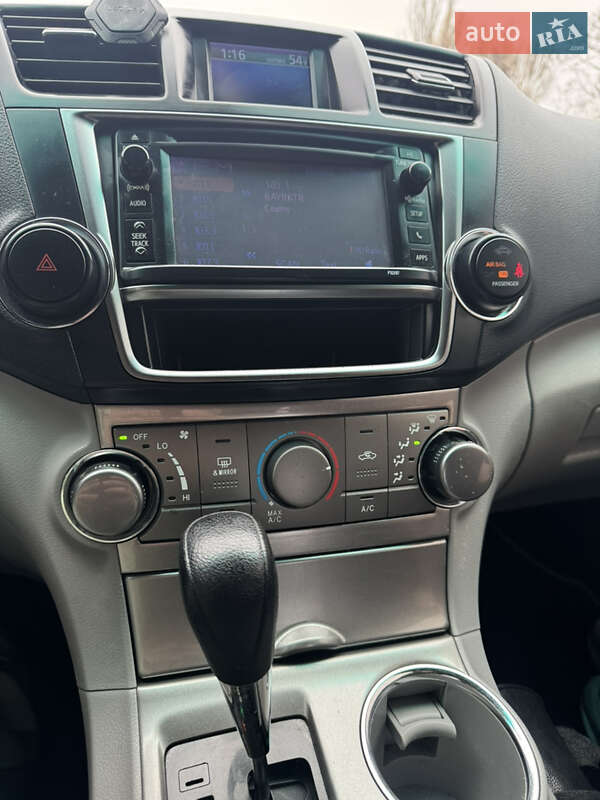 Внедорожник / Кроссовер Toyota Highlander 2013 в Каменском фото 17 Внедорожник / Кроссовер Toyota Highlander 2013 в Каменском