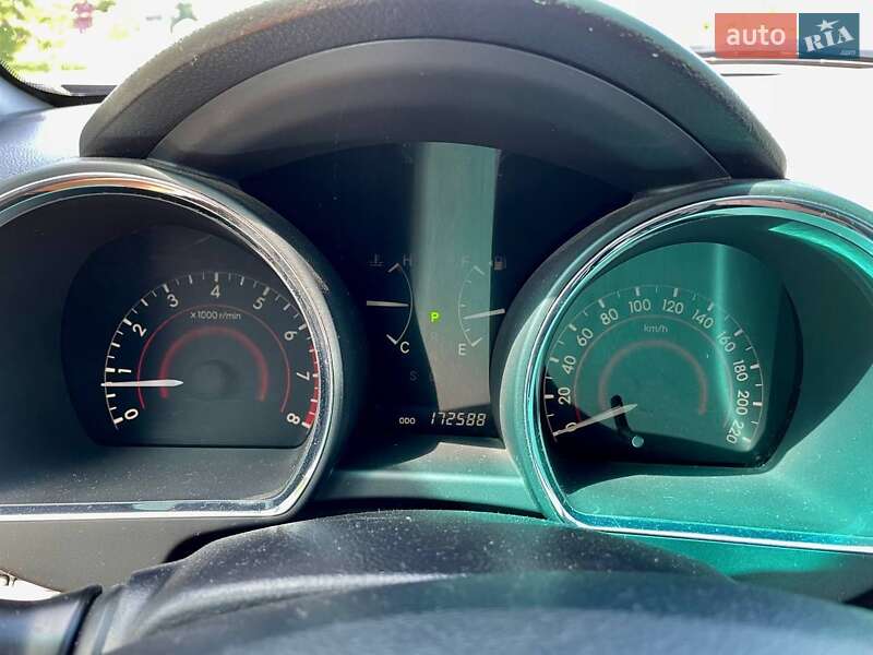 Позашляховик / Кросовер Toyota Highlander 2010 в Павлограді