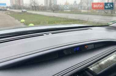 Позашляховик / Кросовер Toyota Highlander 2014 в 