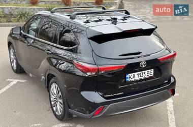 Внедорожник / Кроссовер Toyota Highlander 2021 в Кропивницком