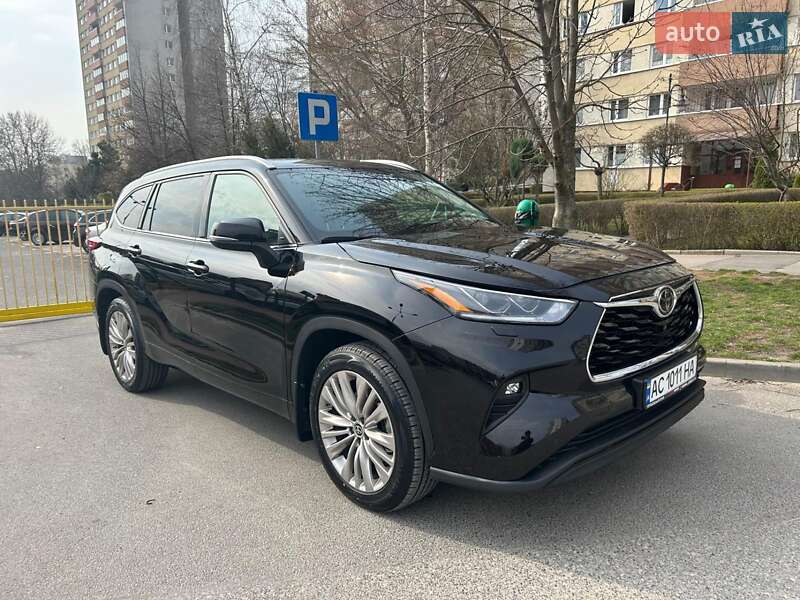 Внедорожник / Кроссовер Toyota Highlander 2020 в Любешове