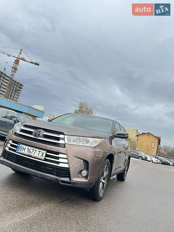 Toyota Highlander 2018