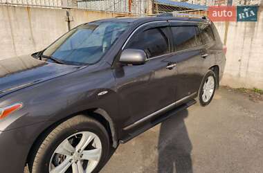 Позашляховик / Кросовер Toyota Highlander 2013 в Дніпрі