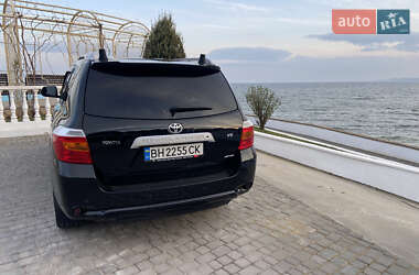 Внедорожник / Кроссовер Toyota Highlander 2008 в 