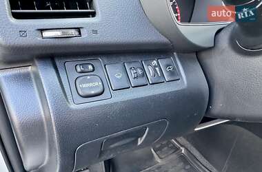 Внедорожник / Кроссовер Toyota Highlander 2013 в 