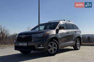 Внедорожник / Кроссовер Toyota Highlander 2014 в 