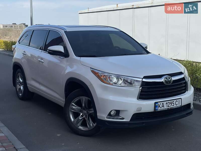 Toyota Highlander 2015