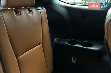 Внедорожник / Кроссовер Toyota Highlander 2020 в 