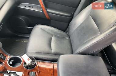 Внедорожник / Кроссовер Toyota Highlander 2011 в 