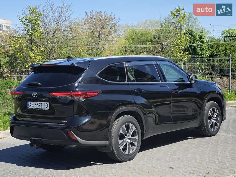 Позашляховик / Кросовер Toyota Highlander 2020 в Львові