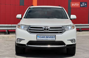 Позашляховик / Кросовер Toyota Highlander 2010 в 