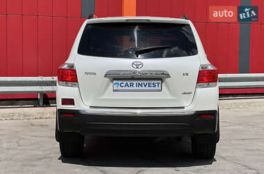 Позашляховик / Кросовер Toyota Highlander 2010 в 