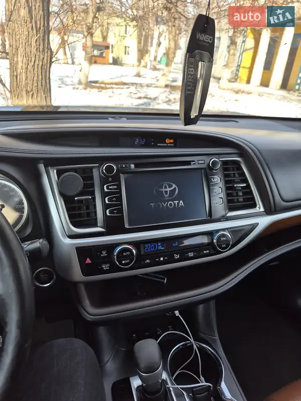 Toyota Highlander 2018 VIN 5TDDZRFH00S847736 фото оголошення 17 з 43