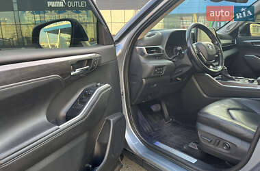 Внедорожник / Кроссовер Toyota Highlander 2020 в 