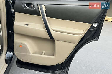 Позашляховик / Кросовер Toyota Highlander 2007 в 