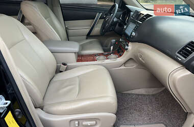 Позашляховик / Кросовер Toyota Highlander 2007 в 