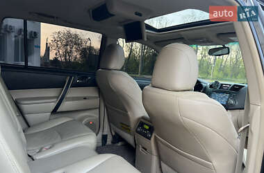 Позашляховик / Кросовер Toyota Highlander 2007 в 