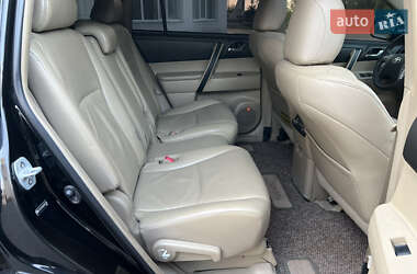 Позашляховик / Кросовер Toyota Highlander 2007 в 