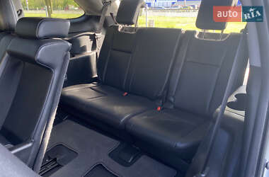 Внедорожник / Кроссовер Toyota Highlander 2019 в 