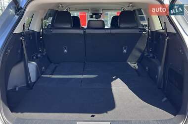 Позашляховик / Кросовер Toyota Highlander 2023 в 