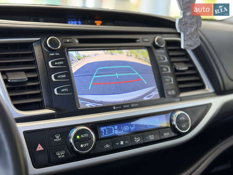 Позашляховик / Кросовер Toyota Highlander 2019 в Миколаєві