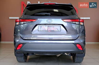 Внедорожник / Кроссовер Toyota Highlander 2023 в 