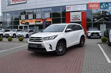 Внедорожник / Кроссовер Toyota Highlander 2019 в Житомире