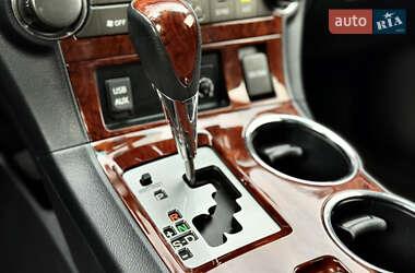 Внедорожник / Кроссовер Toyota Highlander 2012 в 