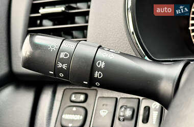 Внедорожник / Кроссовер Toyota Highlander 2012 в 