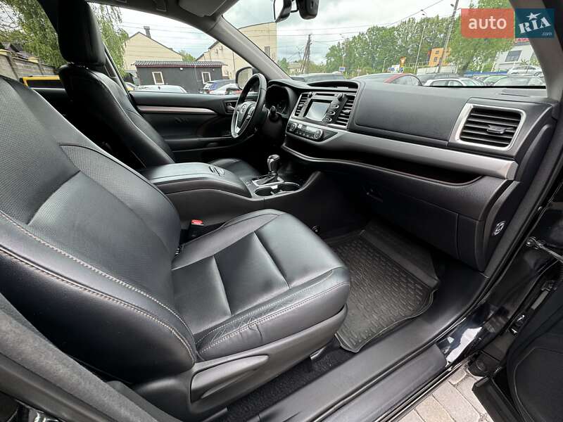 Позашляховик / Кросовер Toyota Highlander 2014 в Вінниці