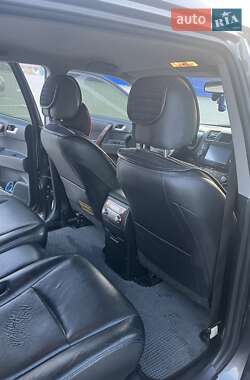 Внедорожник / Кроссовер Toyota Highlander 2012 в 