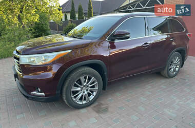 Внедорожник / Кроссовер Toyota Highlander 2014 в Лубнах