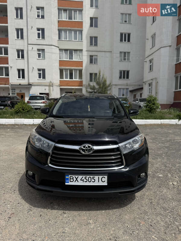 Позашляховик / Кросовер Toyota Highlander 2016 в Хмельницькому