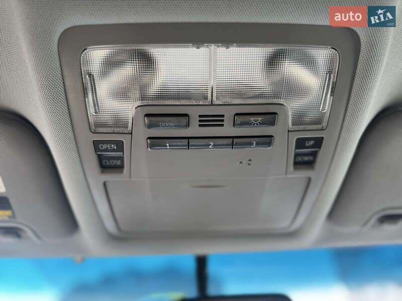 Позашляховик / Кросовер Toyota Highlander 2016 в Хмельницькому