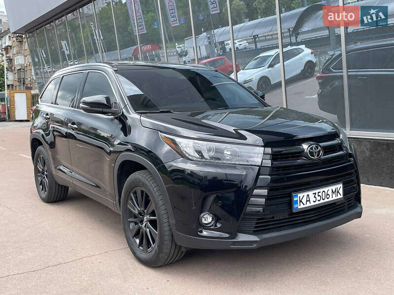 Toyota Highlander 2019