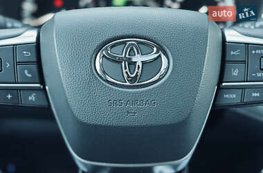 Внедорожник / Кроссовер Toyota Highlander 2020 в 
