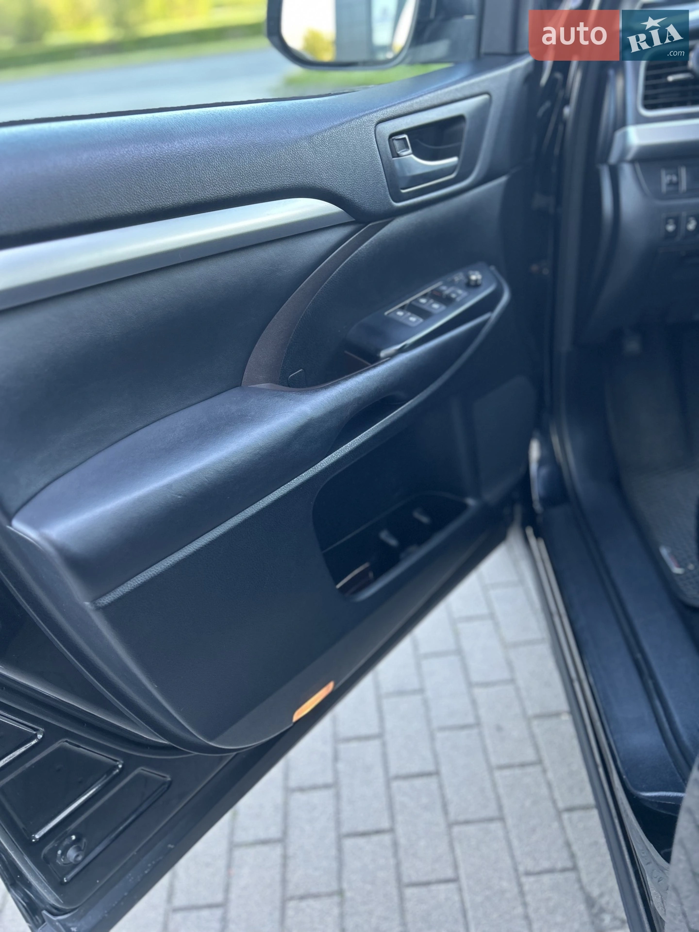 2017 Toyota Highlander - мініатюра 7
