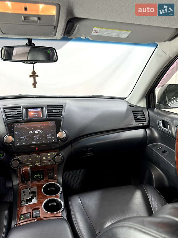 Позашляховик / Кросовер Toyota Highlander 2012 в Одесі
