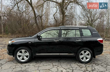 Позашляховик / Кросовер Toyota Highlander 2013 в Кременці