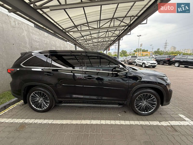 Позашляховик / Кросовер Toyota Highlander 2014 в Ірпені