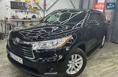 Позашляховик / Кросовер Toyota Highlander 2015 в Києві